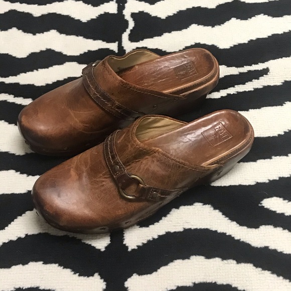 NWOB Frye Clara O Ring Wooden Clogs Distressed Leather Cognac Size 10 - Picture 2 of 11